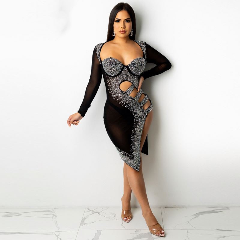 Black Curves in Glitter Sequined Plus Size Bodycon Dresses