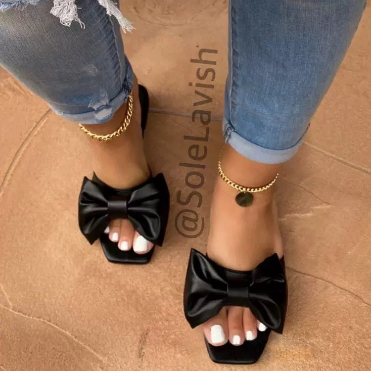 Style Flat Sandals