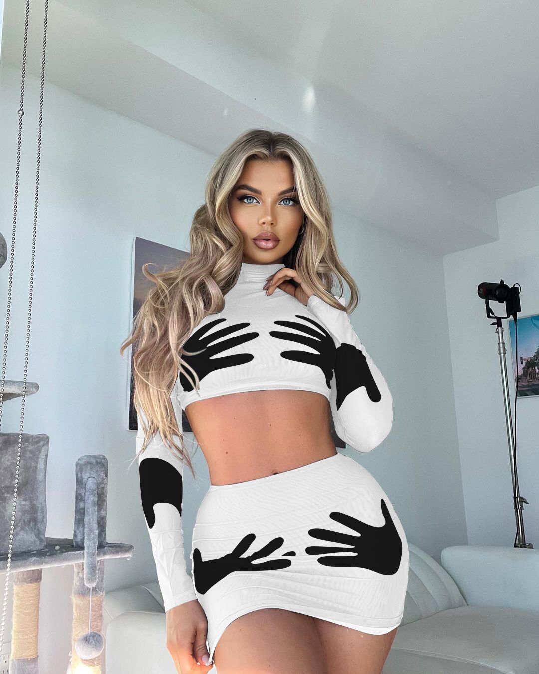 White Hand-print Image Women's Outfit Set